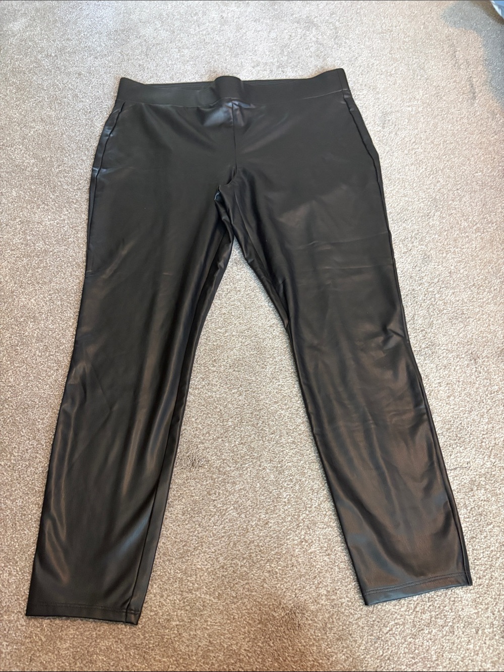 LOFT Women’s Black Faux Leather Leggings size xl